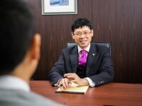 中谷 寛也弁護士