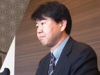 冨本 和男弁護士