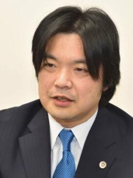 安富 真人弁護士