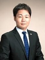 越川 新太郎弁護士
