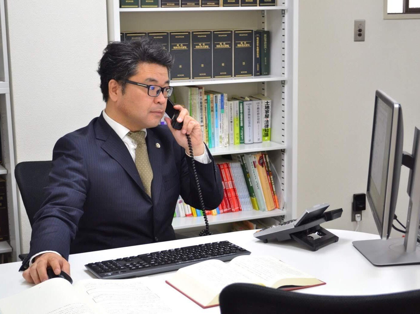 鋤柄 和弘弁護士