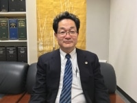 植田 薫弁護士