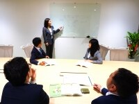 藤井 若奈弁護士