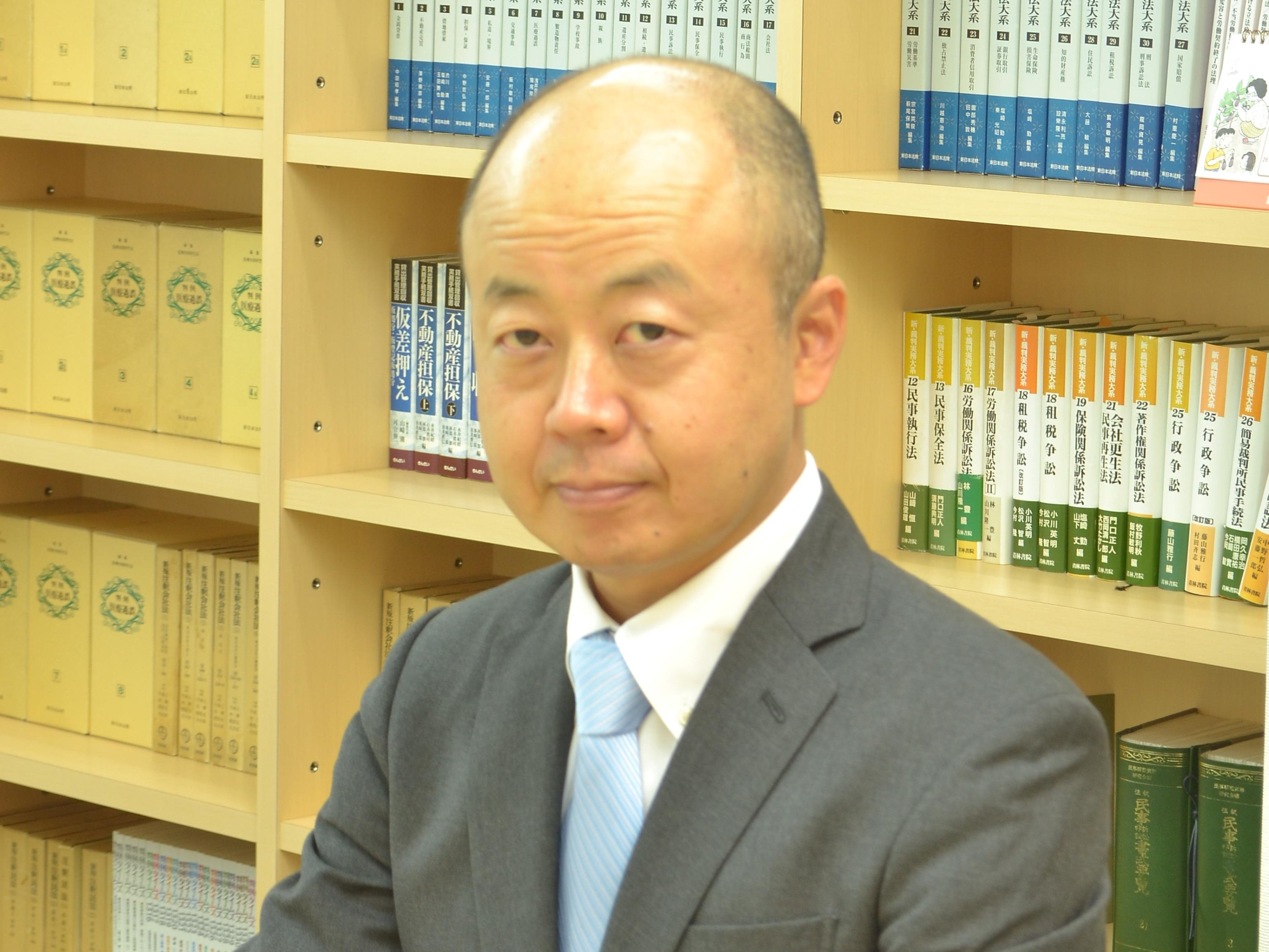 鈴木 一弁護士