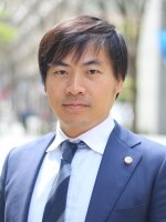 佐藤 嘉寅弁護士
