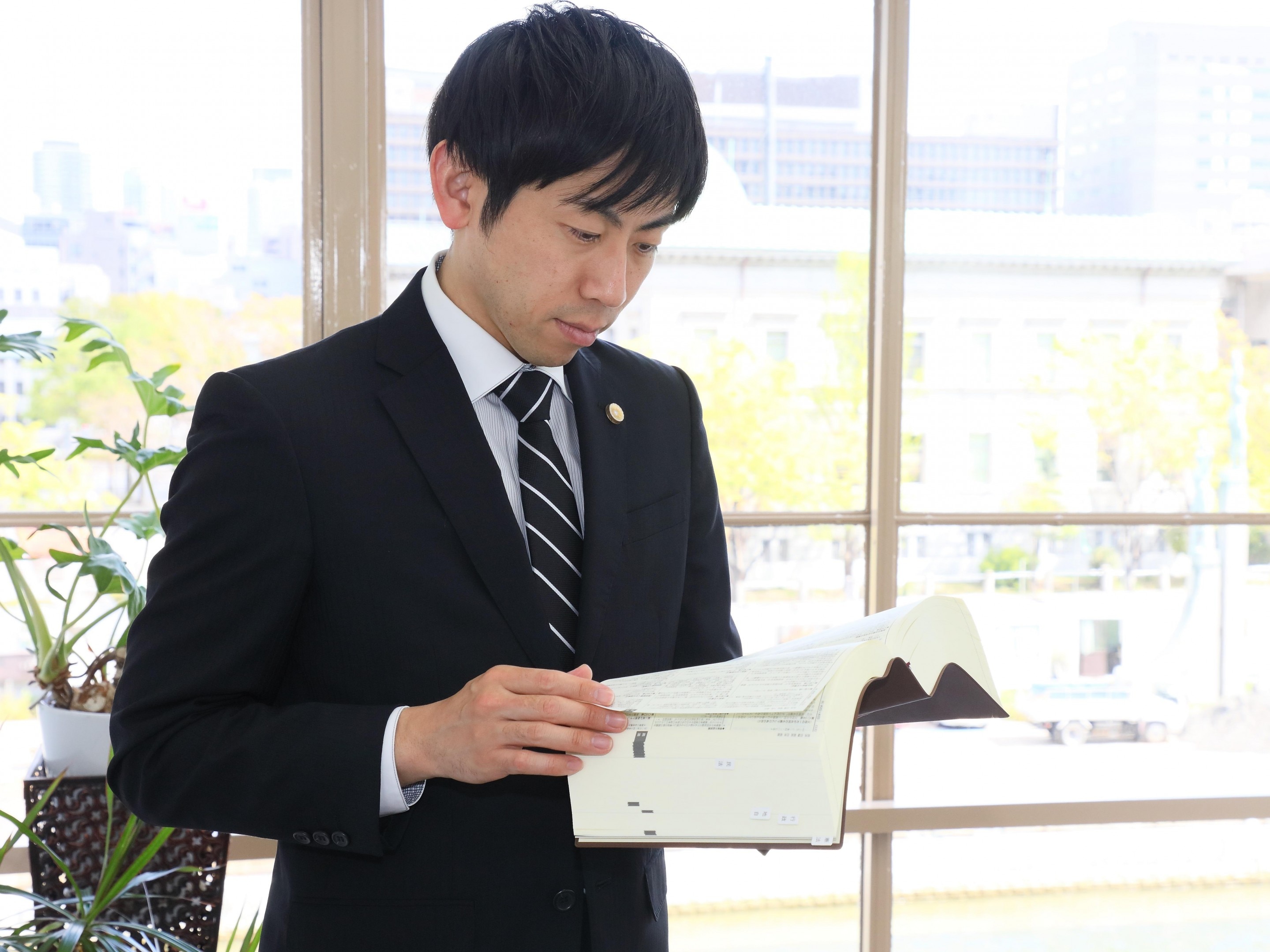 野澤 佳弘弁護士