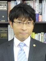 澤上 辰也弁護士