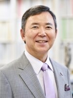 長岡 壽一弁護士