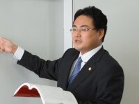 吉岡 誠弁護士