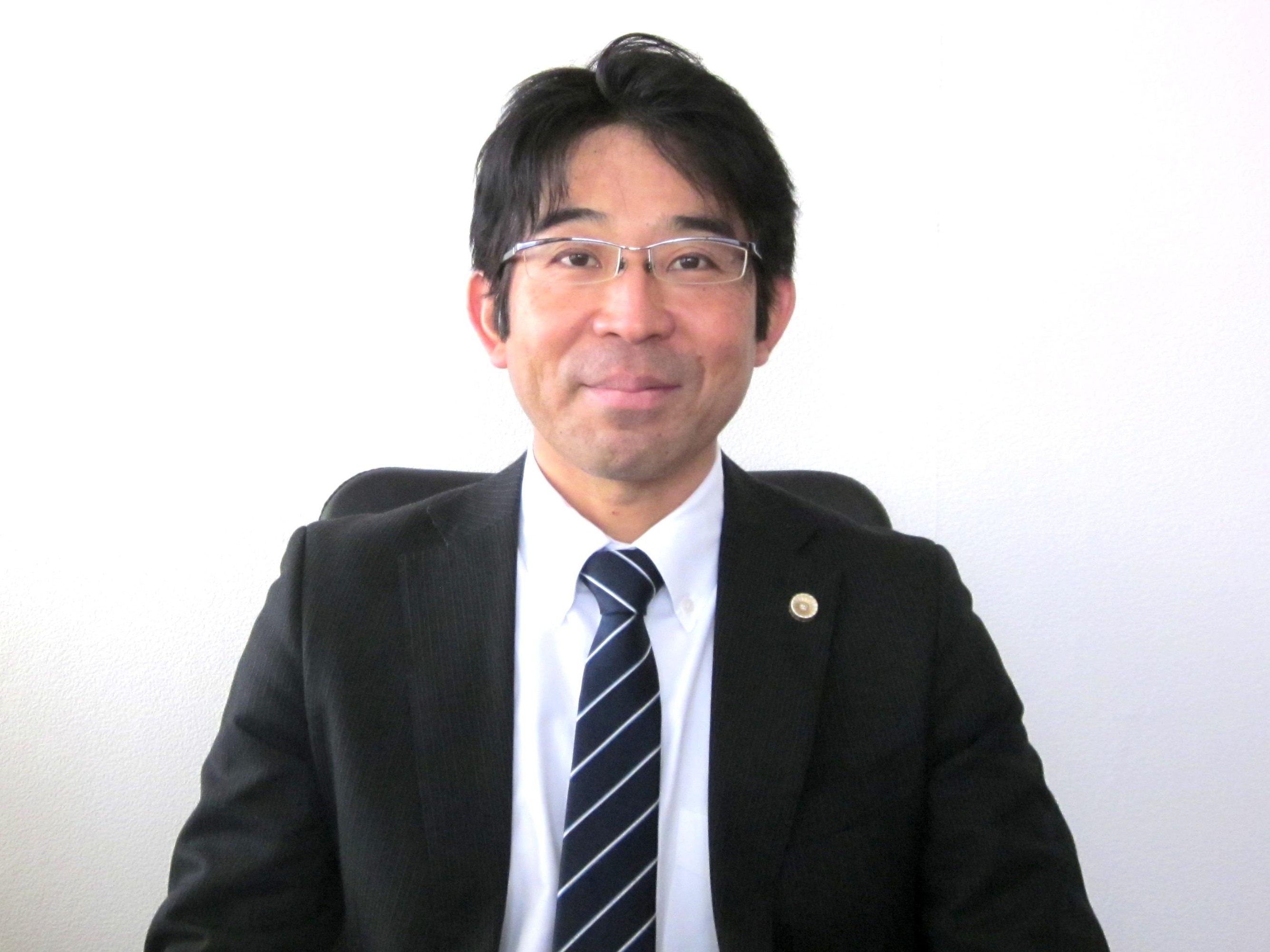 平塚 崇弁護士