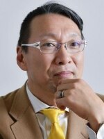 岡崎 秀也