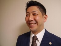 南山 佳仁弁護士