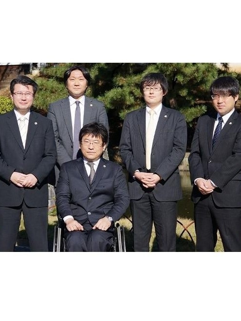 高田 知己弁護士