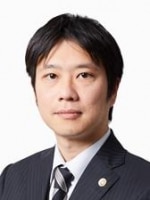 谷崎 翔弁護士