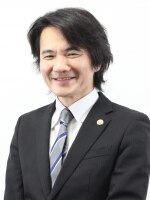 古賀 望弁護士