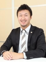 高田 康章弁護士