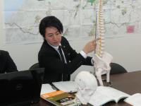 江幡 賢弁護士