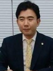 泉本 宅朗弁護士