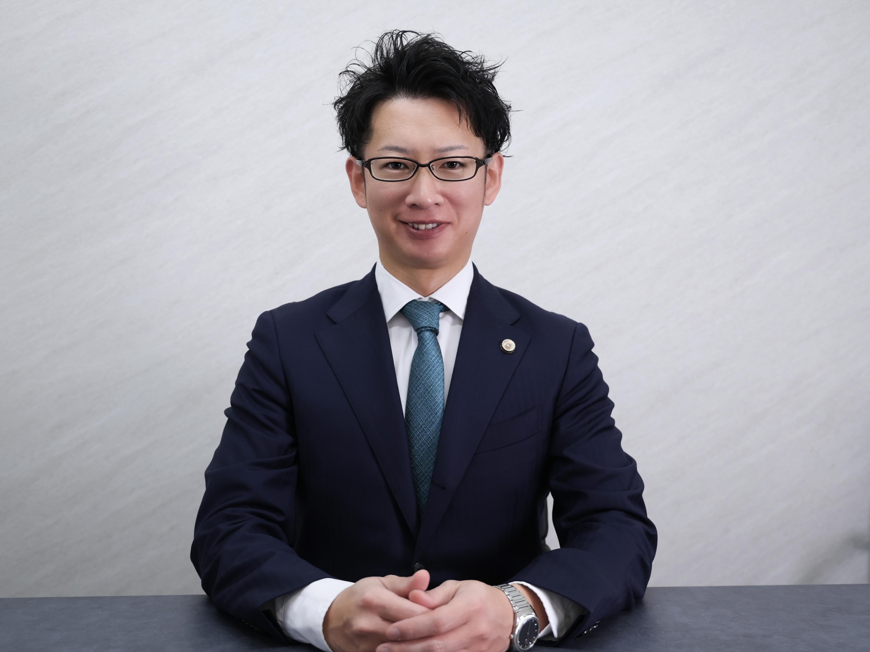 秀崎 康男弁護士