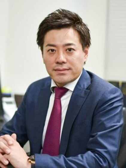 金国 建吾