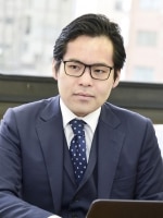 明石 恵典弁護士