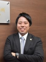 横枕 真哉弁護士