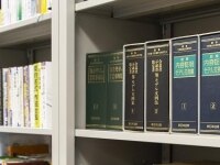 網谷 威弁護士