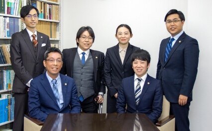 弁護士法人ラグーン