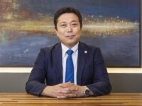 森 立弁護士