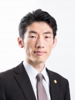 越川 要弁護士