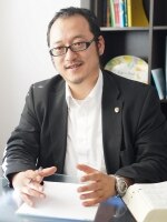 竹内 綱己弁護士