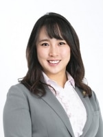 小林 茉以弁護士