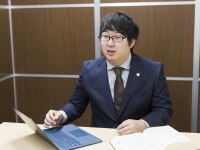 西村 駿弁護士