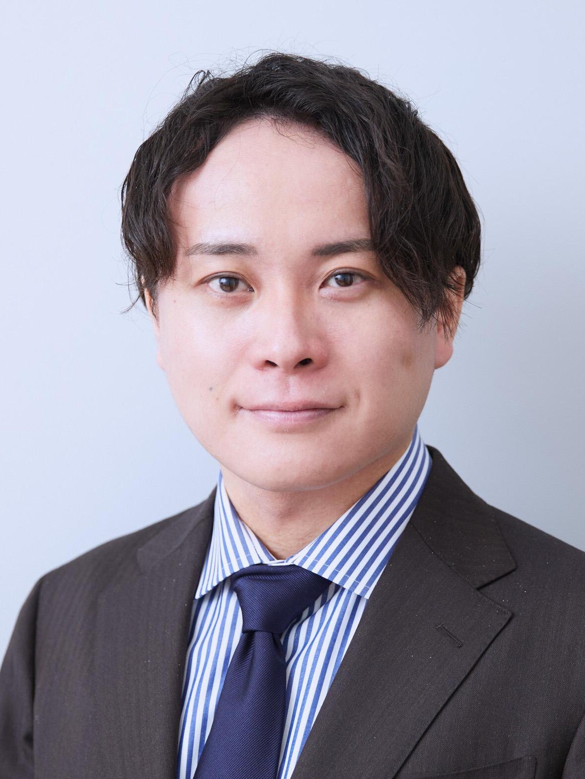 塚越 文也弁護士
