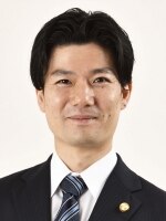 宮西 英輔弁護士