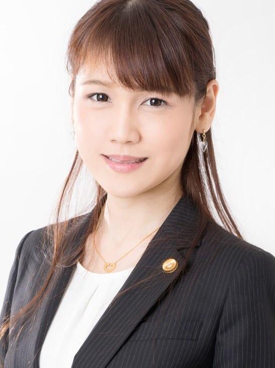 小林 芽未弁護士