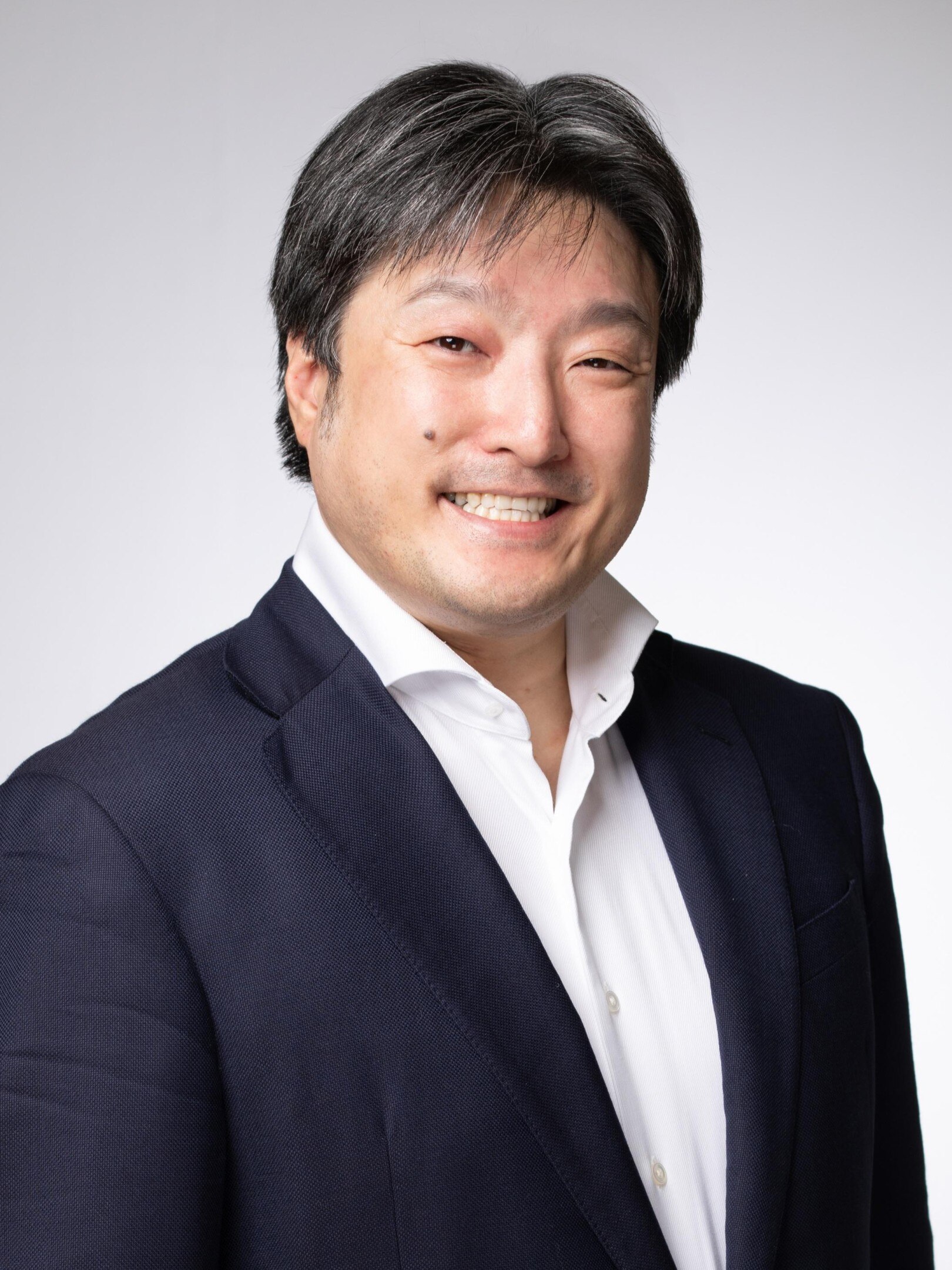山崎 慶寛弁護士