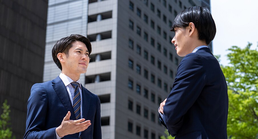 弁護士限定掲示板 コミュニティ閲覧 / 投稿