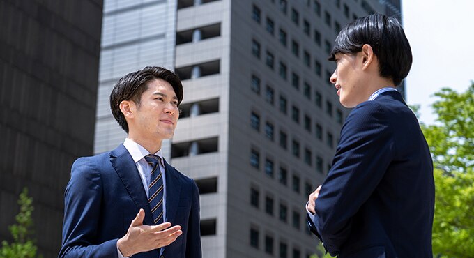 弁護士限定掲示板 コミュニティ閲覧 / 投稿