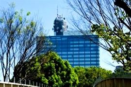 NHK会長が「よくある」という「辞表預かり」 一般企業で辞表提出させたら違法?