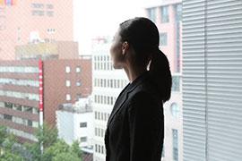 西川史子さん「夫の家出」騒動 夫婦は家出すれば「離婚」できるのか?
