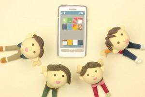 学校で「スマホ」を使ってはいけない!? 生徒の持ち物「没収」はなぜ許されるのか?