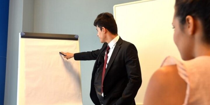 これは「長時間労働野放し法」だ!「高度プロフェッショナル労働制」を弁護士が批判