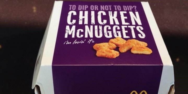 マクドナルド「異物混入対策」を発表、アルバイト15万人を「スマホ」で教育