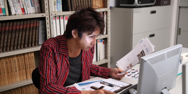 早出勤務は「残業」として認められないのか? ある金融マンの自殺をめぐる裁判から