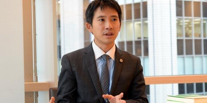 災害から「72時間1分後」をどう生き抜くか「災害復興法学」著者・岡本弁護士に聞く