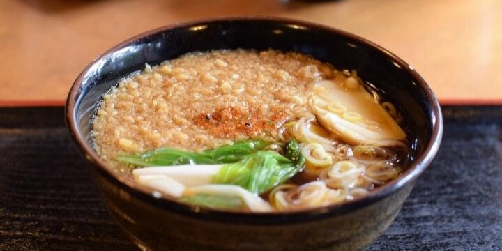 うどんを注文したのに「そば」が出てきた! 「完食」しつつ代金を払わないのはアリ?