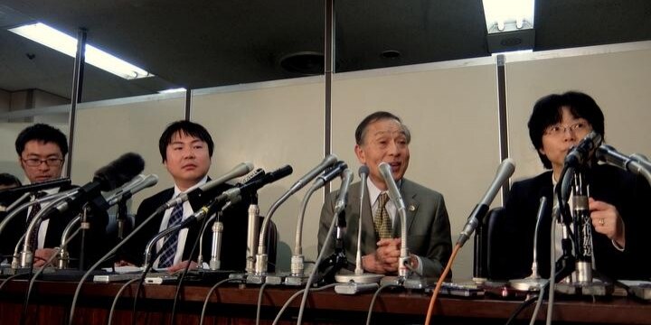 <認知症訴訟>家族が「事実上の監督義務者」になる場合とは?最高裁判決の要点を解説