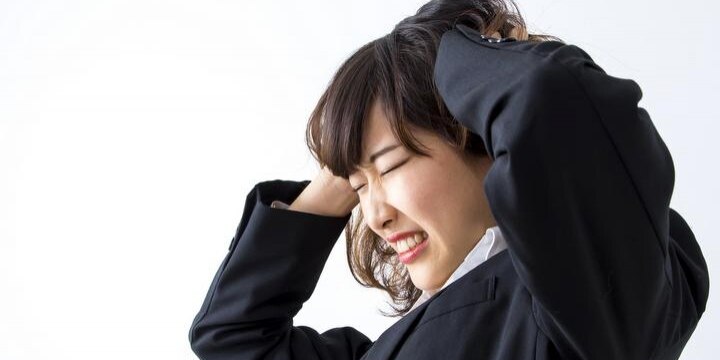 喫茶店でトイレに行った隙に「会社貸与PC」盗難・・・賠償責任はあるのか?