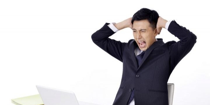 職場のPCで「アダルトサイト」閲覧、訪問先に「記録」が残ることでトラブルも